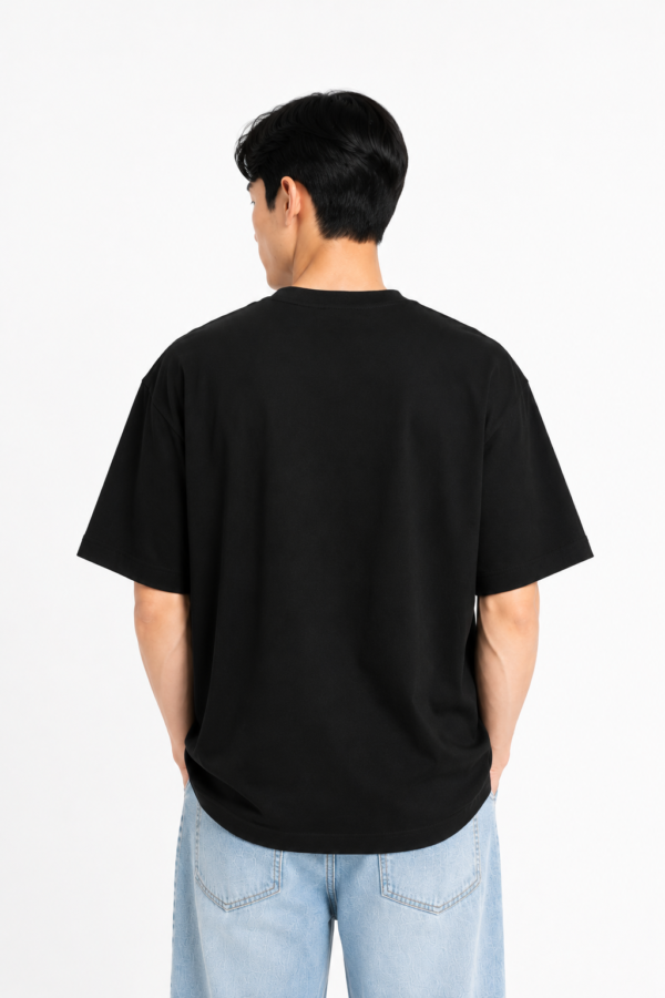 SETENGAH BADAN BELAKANG Geav Origin Oversize Tee Black
